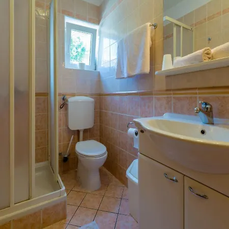 Nensy Apartment Dramalj