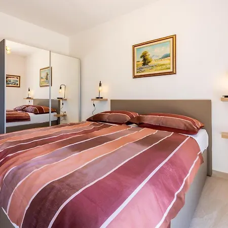 Nensy Apartment
