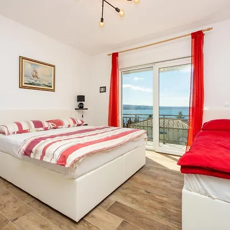 Apartment Nensy Dramalj
